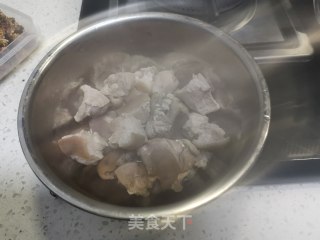 腌笃鲜的做法步骤：4
