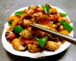 彩椒辣酱炒花螺的做法步骤：11