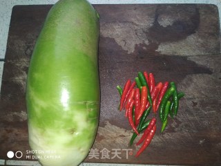 香辣萝卜的做法步骤：1