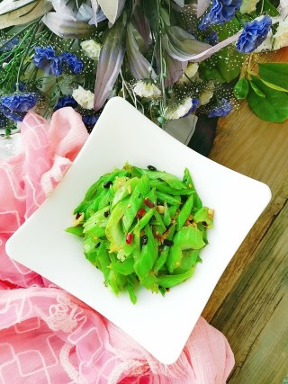 炝炒芥菜梗的做法步骤：13
