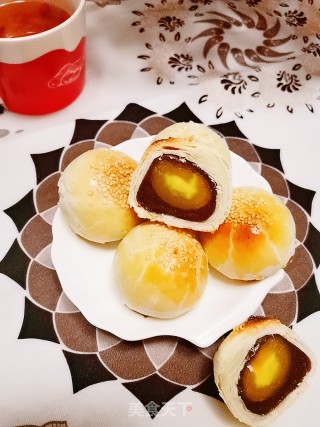 蛋黄酥（饼）的做法步骤：26