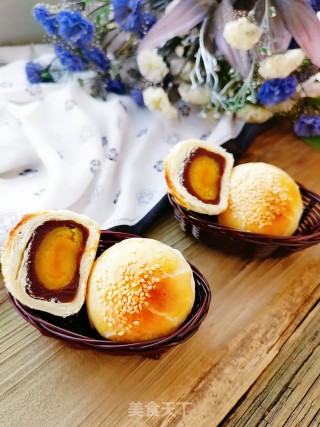 蛋黄酥（饼）的做法步骤：29