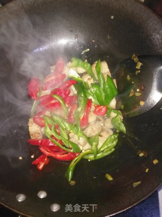 酸菜炒粉条的做法步骤：7