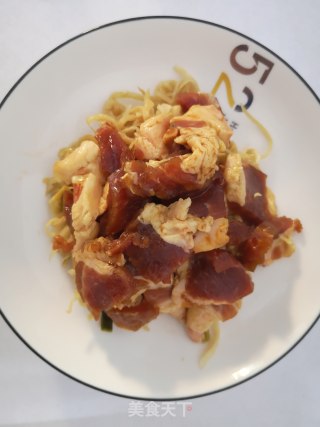 一个人的精致简餐：肉片蒸萝卜干+西红柿蛋汤的做法步骤：3