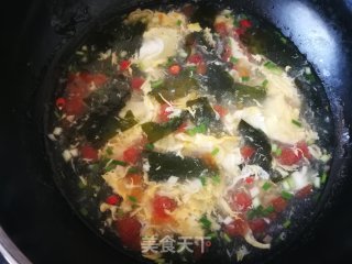 海带芽蕃茄蛋花汤的做法步骤：11