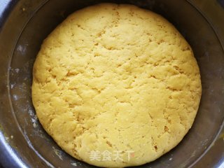 南瓜千层饼的做法步骤：1