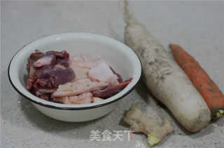 萝卜老鸭汤的做法步骤：1