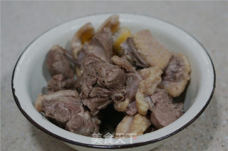 萝卜老鸭汤的做法步骤：2