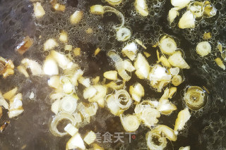 溜肉段——外酥里嫩，咸香可口的做法步骤：11