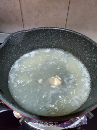 豆腐肉片汤米粉的做法步骤：3