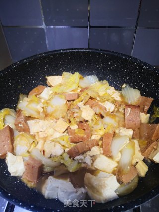 ＃暖身美食＃白菜午餐肉炖豆腐的做法步骤：12
