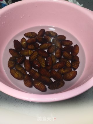 香炒蚕蛹的做法步骤：3