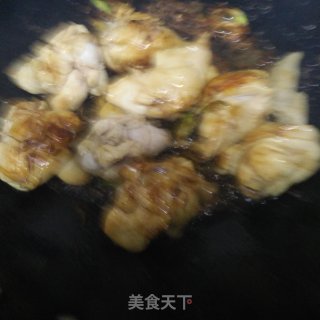 红烧鸡腿的做法步骤：6