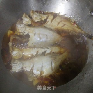 红烧偏口鱼的做法步骤：8