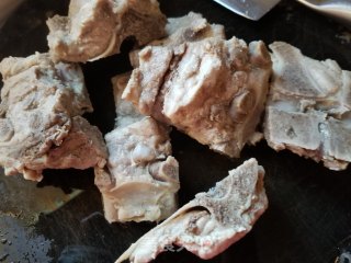 洋姜胡萝卜汤的做法步骤：3