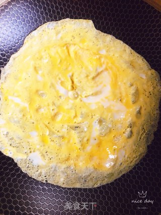 菌菇蛋皮汤的做法步骤：3
