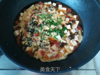 番茄紫菜豆腐汤的做法步骤：6