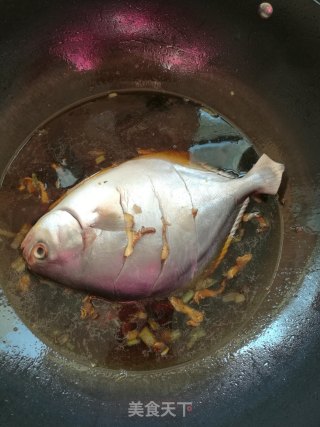 酱油水煮鱼的做法步骤：8