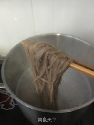 海参蘑菇荞麦面的做法步骤：13