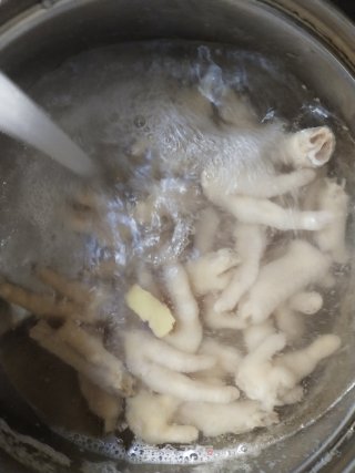 酸辣凤爪的做法步骤：5