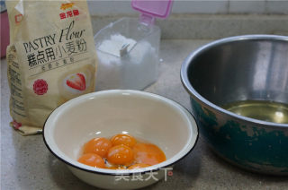 鲜果盒子蛋糕的做法步骤：2