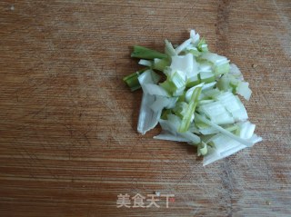 番茄肉丝茭白汤的做法步骤：4