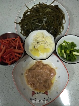 鸡肉炒海带的做法步骤：5