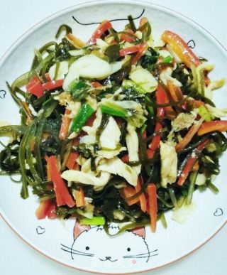 鸡肉炒海带的做法步骤：7