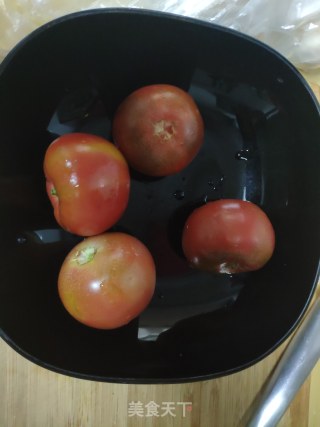 西红柿炒蛋的做法步骤：1
