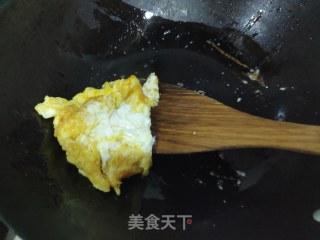 西红柿炒蛋的做法步骤：2