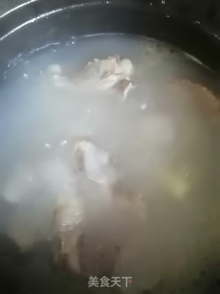 牛骨汤的做法步骤：5