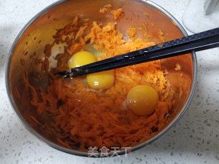 胡萝卜鸡蛋饼的做法步骤：6