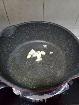 炒白花菜的做法步骤：3