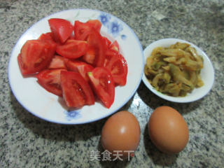 榨蛋番茄汤的做法步骤：1