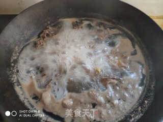 山药胡萝卜鸡汤的做法步骤：1