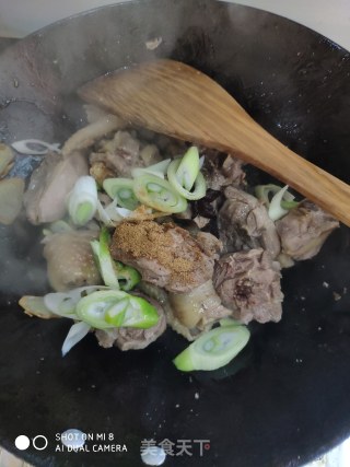 栗子炖鸡的做法步骤：5
