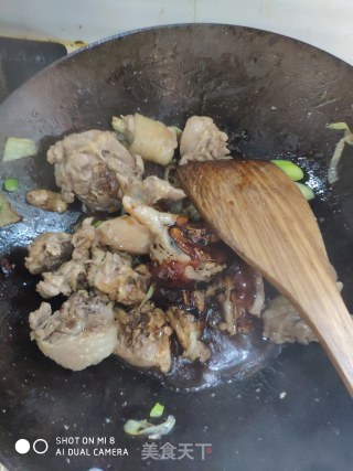 栗子炖鸡的做法步骤：6