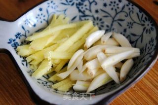 醋熘白菜的做法步骤：3