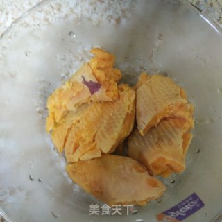 地瓜糯米饼的做法步骤：2