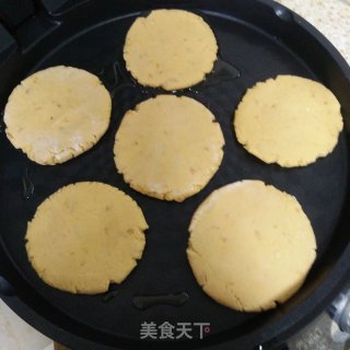 地瓜糯米饼的做法步骤：7