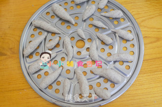 36个月以上肉泥彩色蘑菇馒头的做法步骤：16