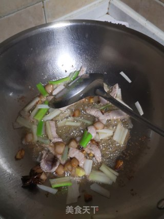 土豆打卤面的做法步骤：11