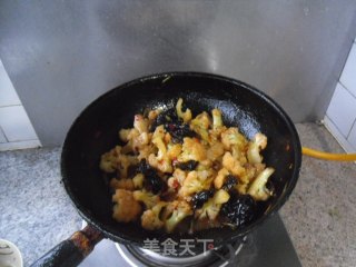干锅菜花的做法步骤：11