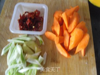 虾仁鸡丁的做法步骤：3