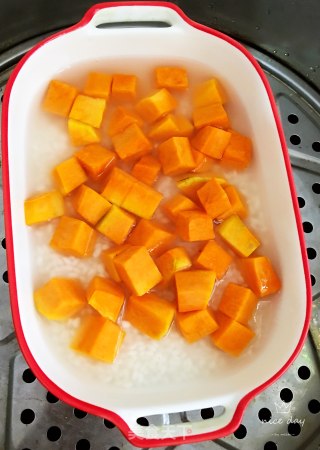 南瓜蒸米饭的做法步骤：5
