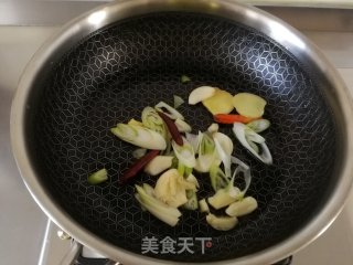 酱焖黄花鱼的做法步骤：3