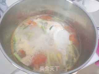 一个人的精致简餐：蒸草鱼+青瓜西红柿蛋汤的做法步骤：8