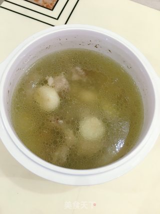 马蹄无花果炖鸡汤的做法步骤：7