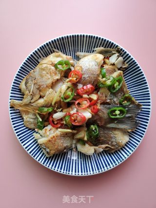 香煎盐渍海鲈鱼的做法步骤：9