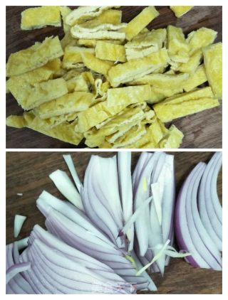 豆干炒秋葵的做法步骤：3